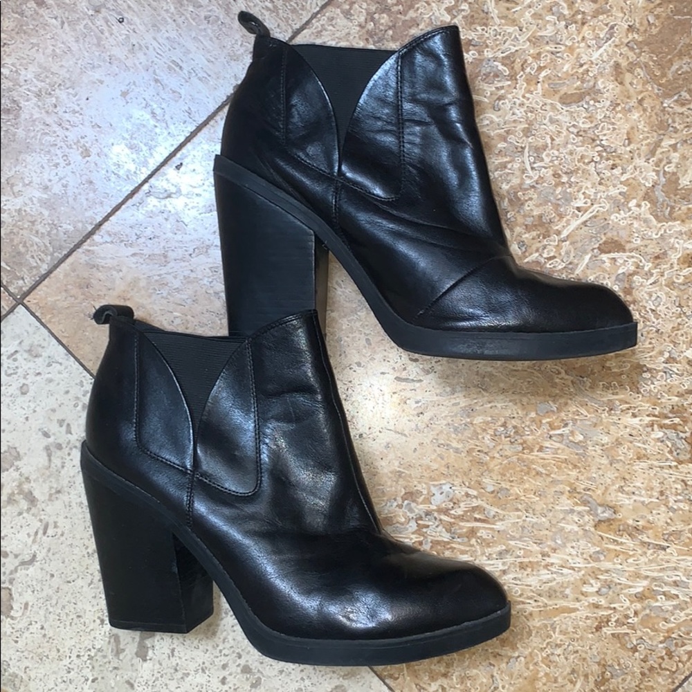 Topshop Size 11 leather Pointed Toe Ankle Boots